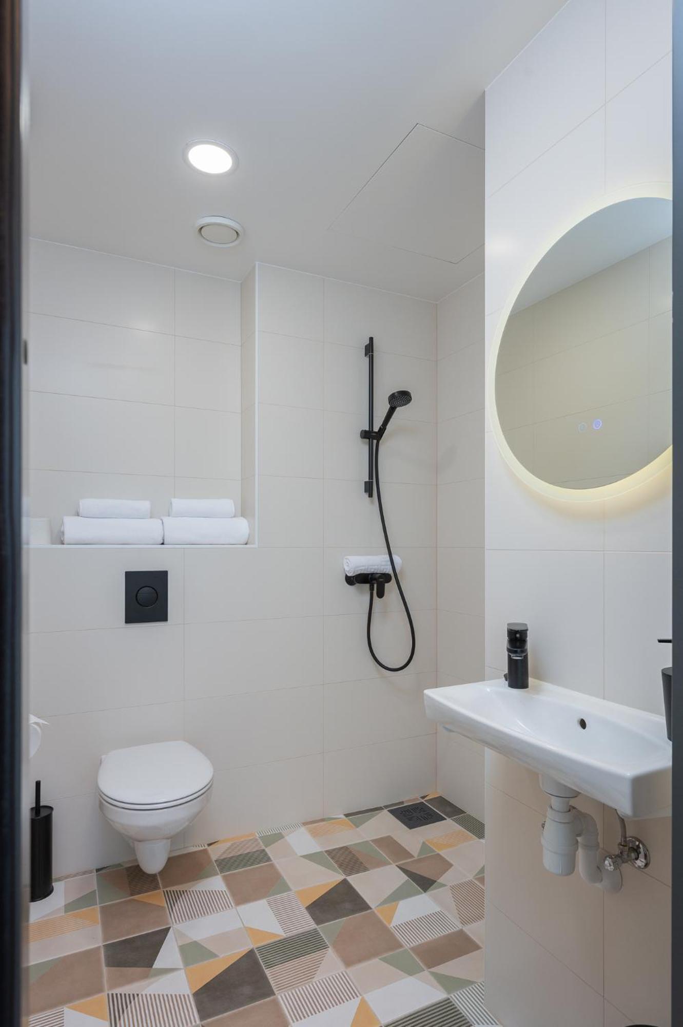 Rare Apartments - Self Check-In Miniapartments Tartu Extérieur photo